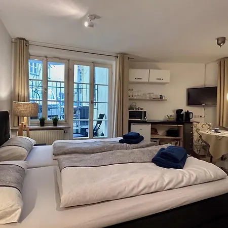 Ferienapartment Eva - Gemuetlich Und Zentral Auf Der Historischen Insel شقة